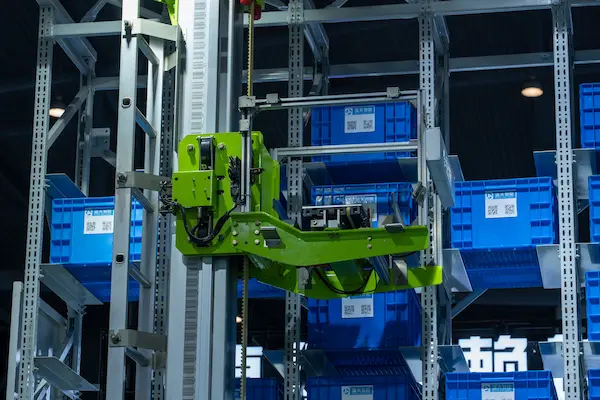 Qué es la automatización de almacenes y cómo funciona